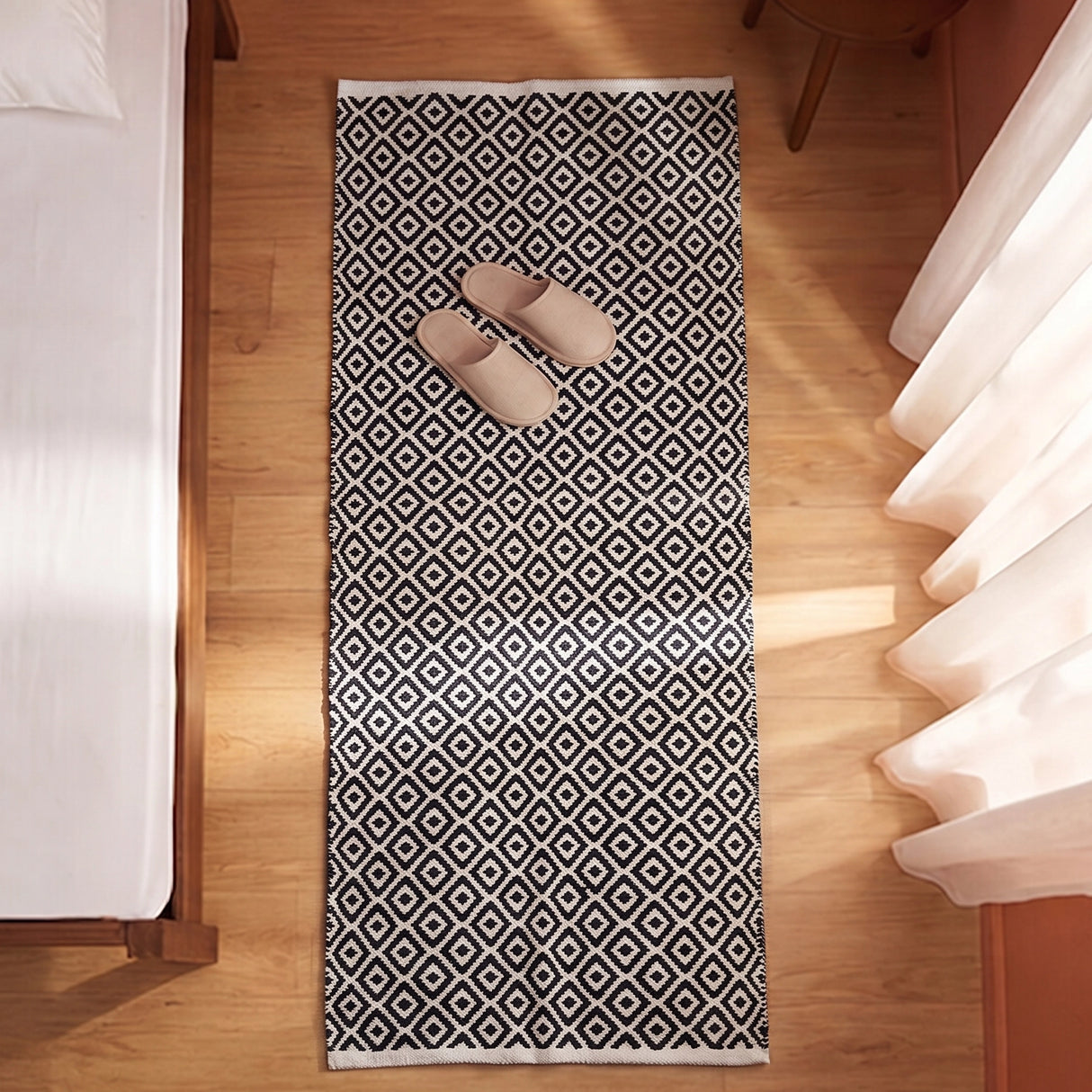 Tessitura Confetti - Diamond Printed Rug (Black & White)