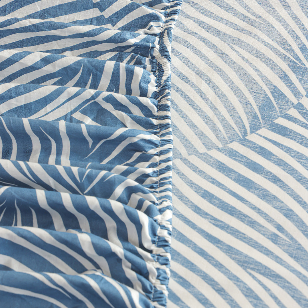 Blue Feather - Fitted Sheet (White & Blue)