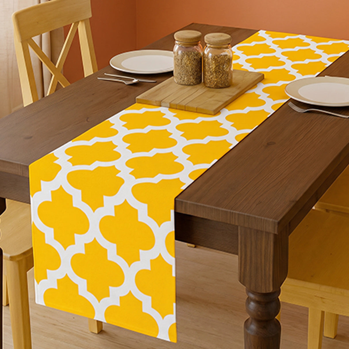 Imprimer Quatrefoil - Printed Dining Table Runner (Yellow)