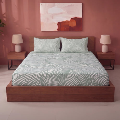 Mint Green Feather - Fitted Sheet (Mint Green & White)