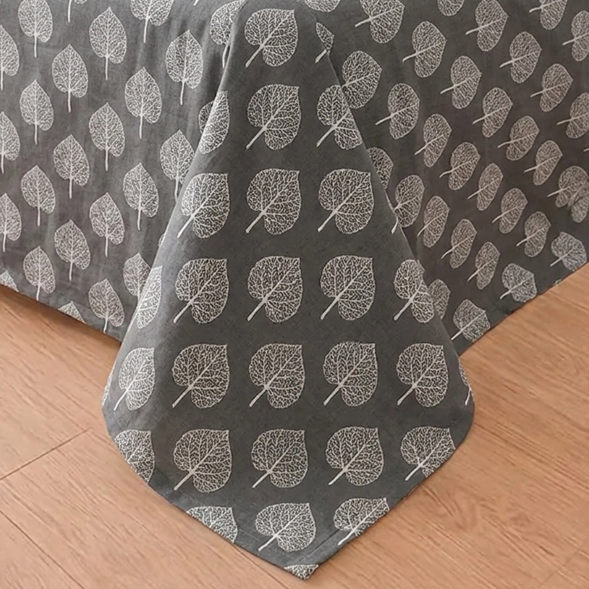 Imprimer Bloom - Leaflet Printed Dohar (Dark Grey & White)