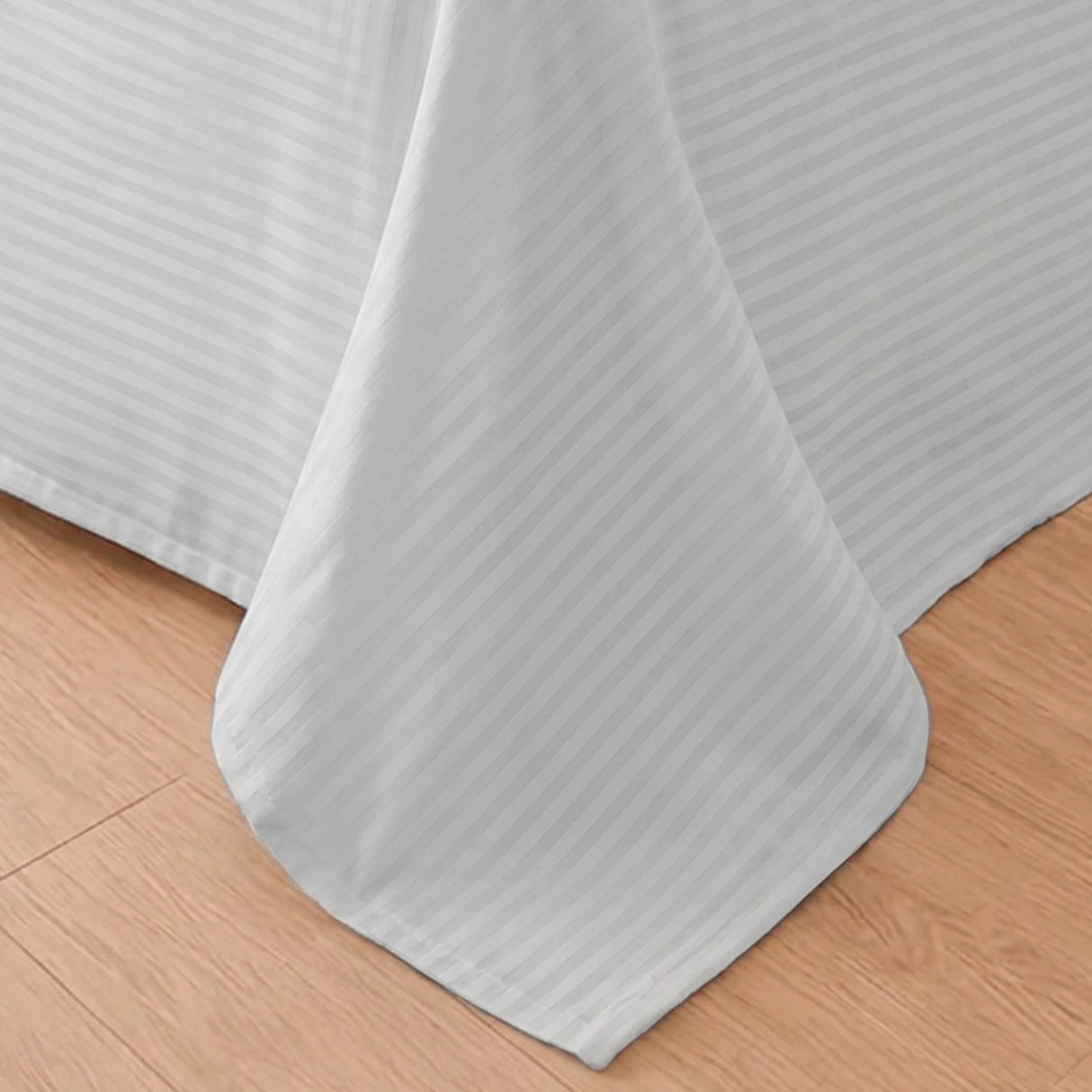 Breton Doze - Satin Stripe Reversible Dohar Blanket (White)