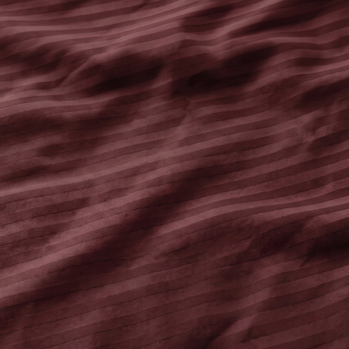 Breton Doze - Satin Stripe Reversible Dohar Blanket (Maroon)