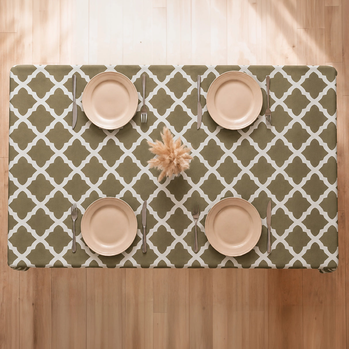 Imprimer Quatrefoil - Printed Dining Table Cover (Grey)
