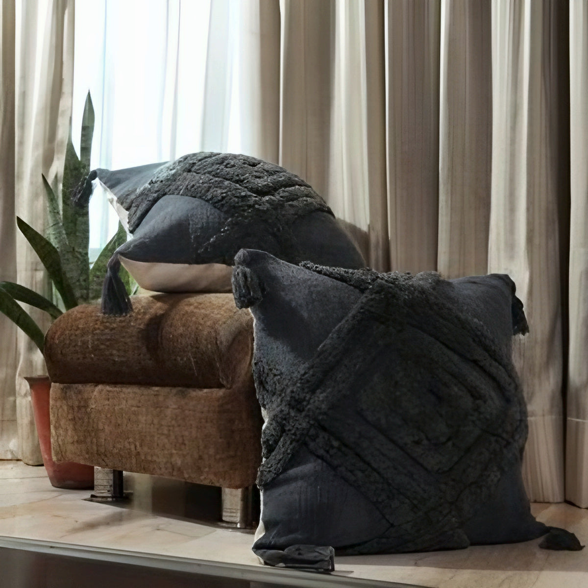 Featherfield Grid - Tufted Cushion Cover