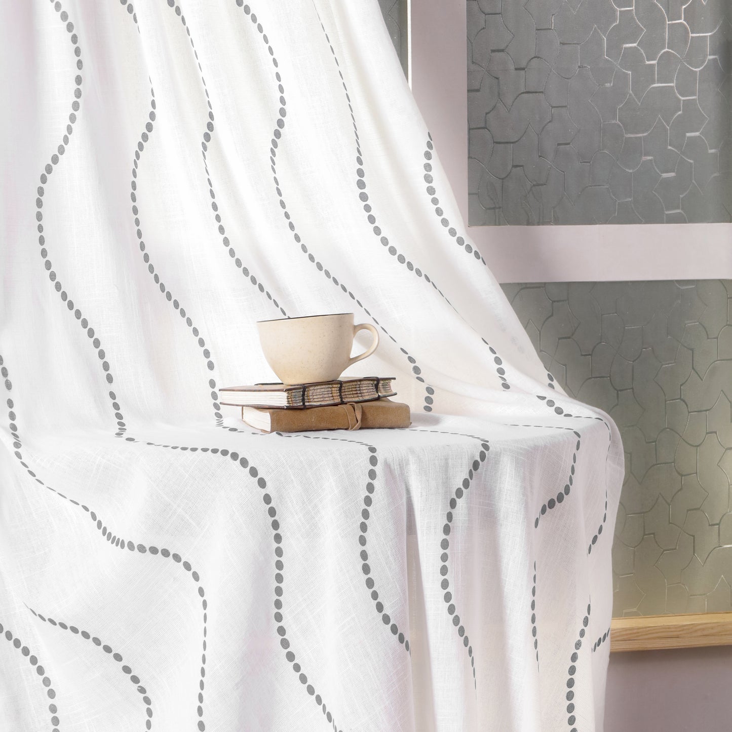 Imprimer Wavy Rhythm - Back Tab Sheer Curtain