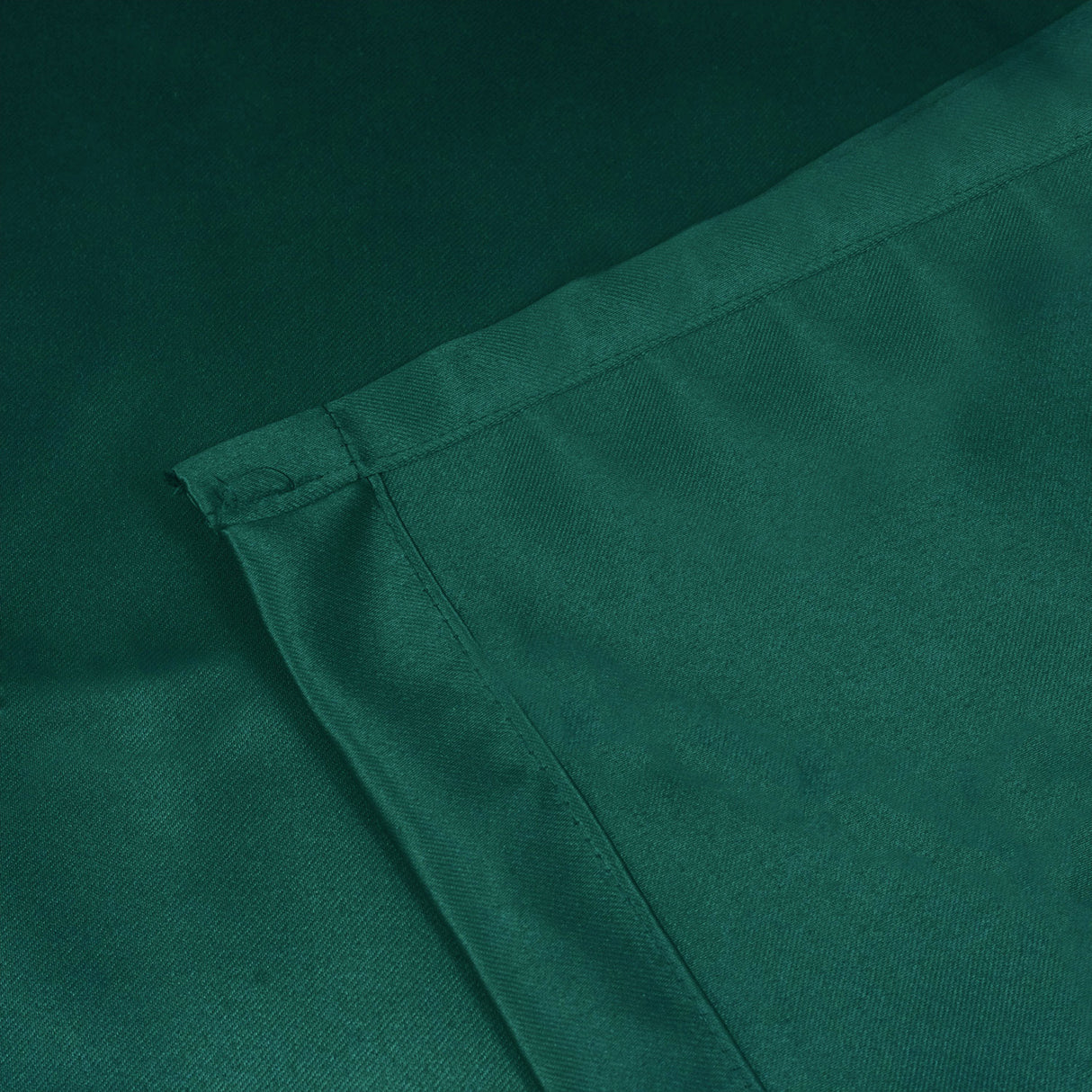Solid Curtain