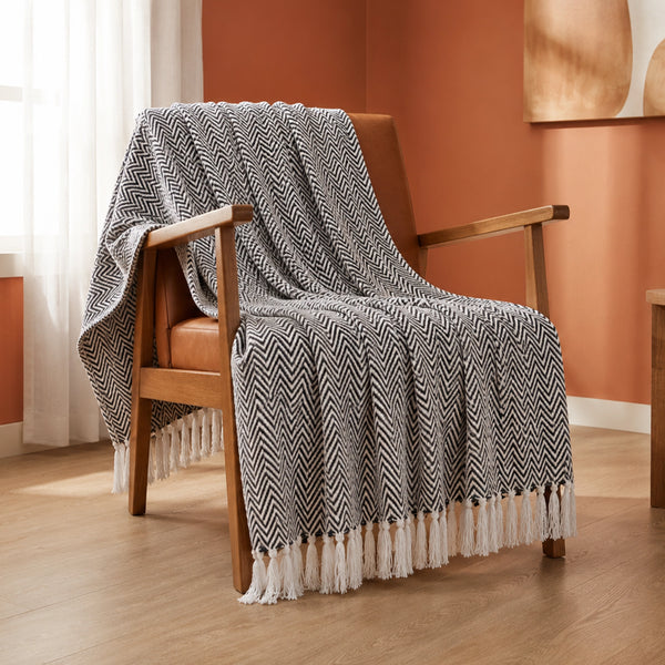 Tessitura Grey Chevron - Woven Throw