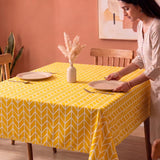 Imprimer Handpicked Aztec - Table Cover (Yellow Arrow)