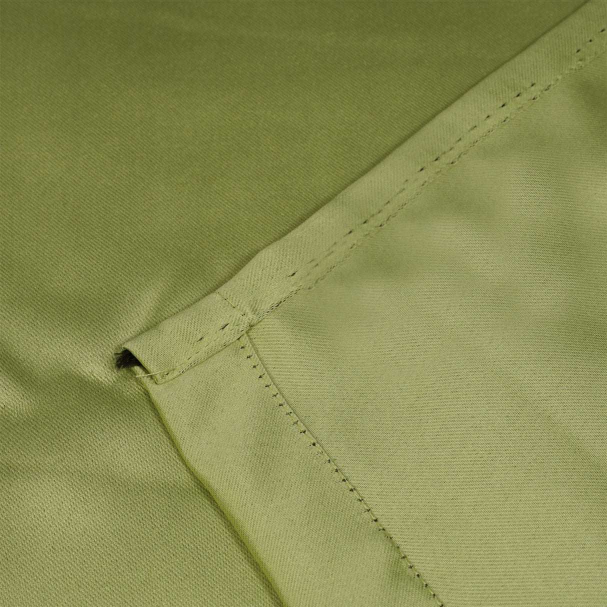 Fort Essential - Loop Curtain