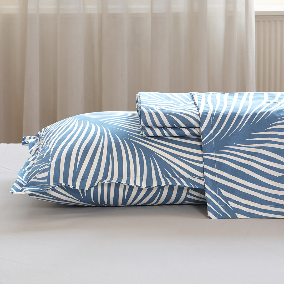 Blue Feather - Bedsheet (Blue & White)
