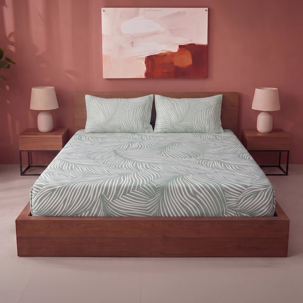Mint Green Feather - Fitted Sheet (Mint Green & White)