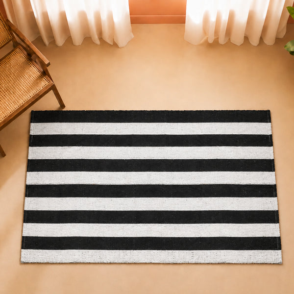 Breton Shadowplay - Plaid Rug (Black & White Stripe)