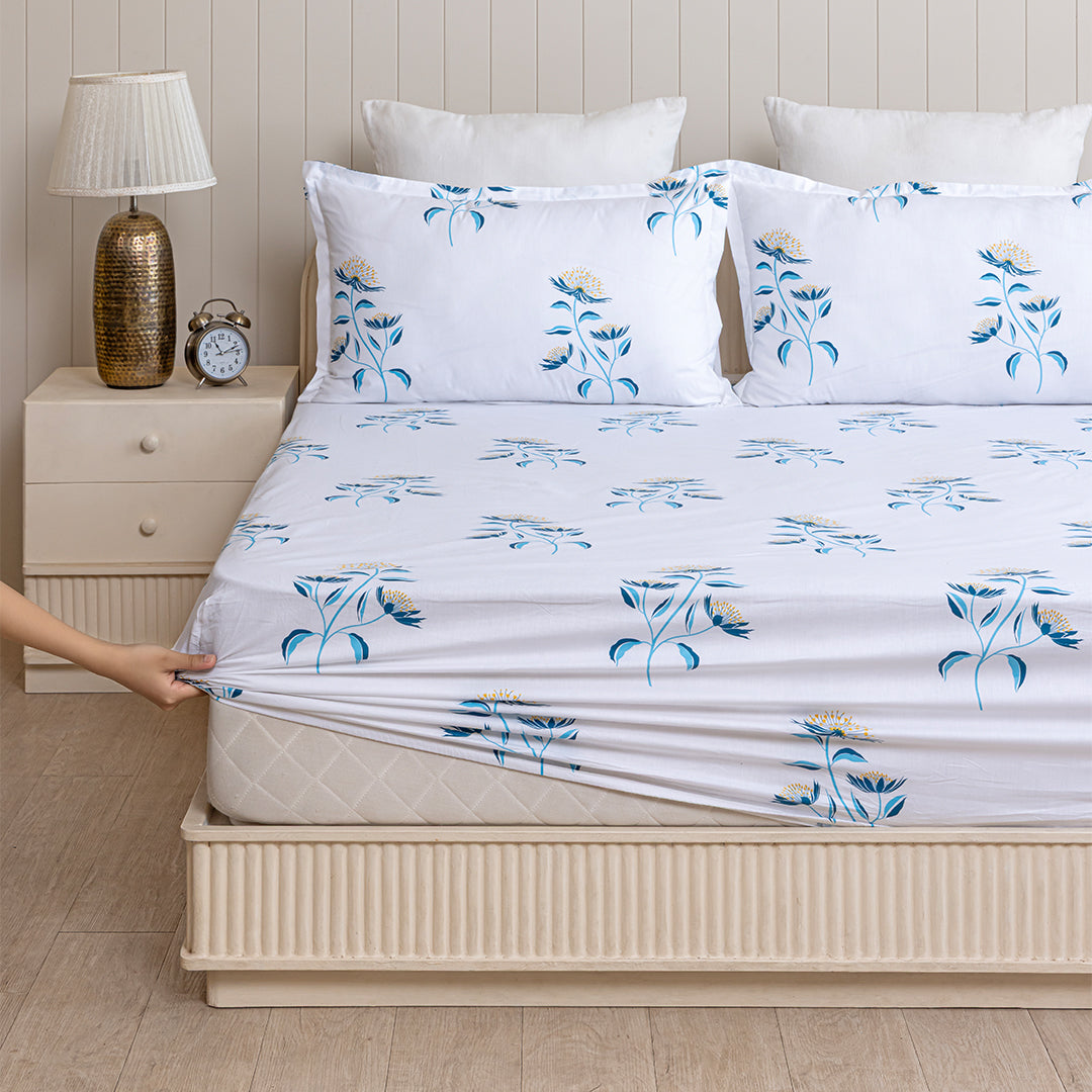 Wild Grace Flower - Floral Fitted Sheet (Turquoise & Blue)