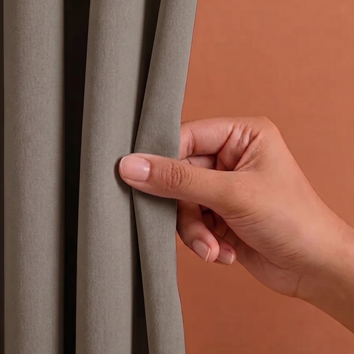 Fort Essential - Curtain
