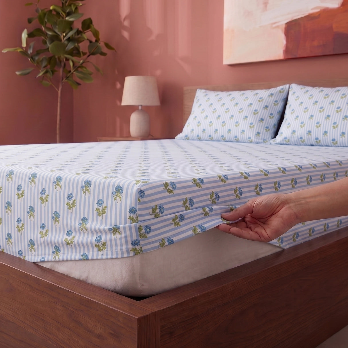 Soft Serenade - Floral Fitted Sheet (Blue)