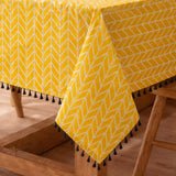 Imprimer Handpicked Aztec - Table Cover (Yellow)