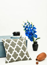 Imprimer Quatrefoil - Printed Cushion Cover (Grey)