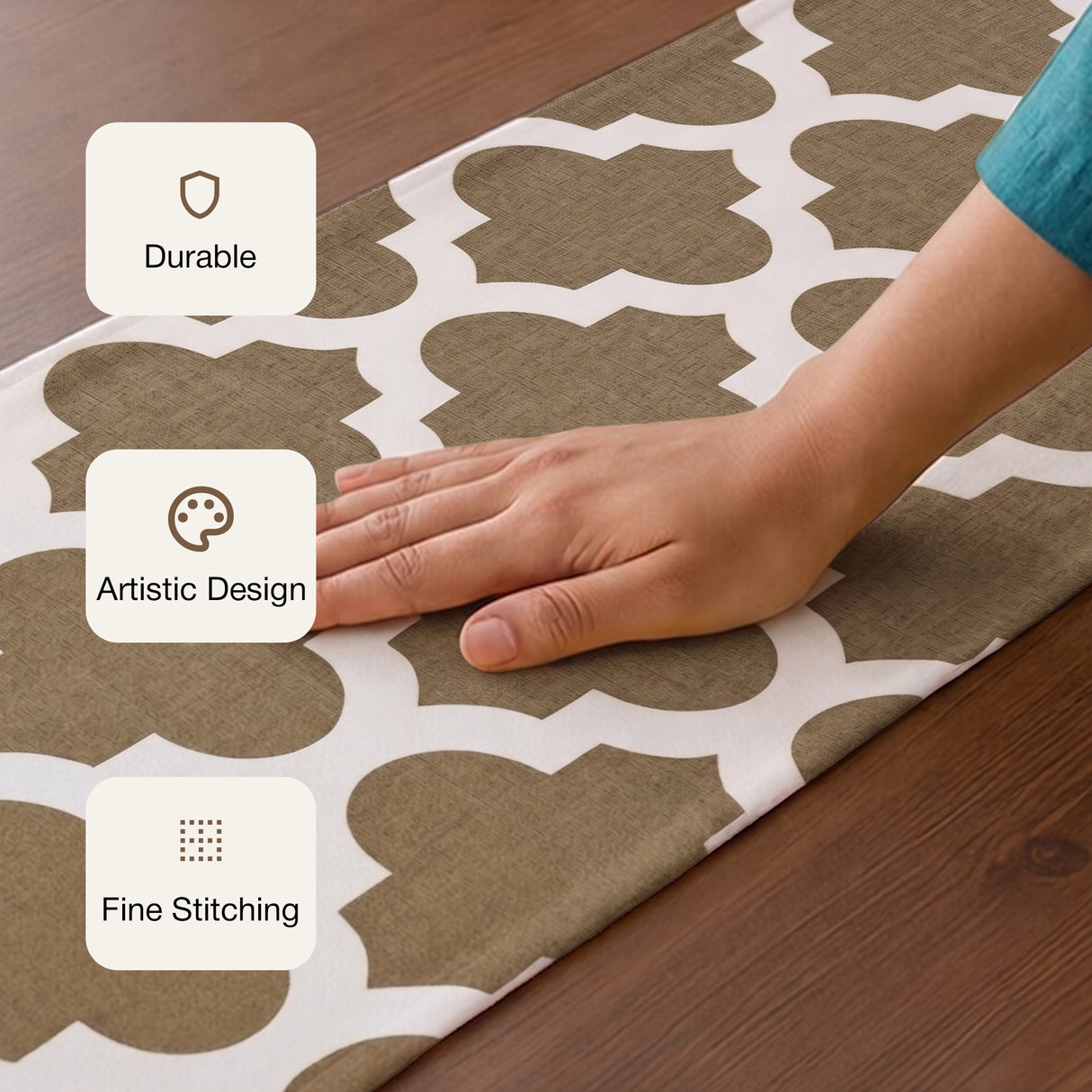 Imprimer Quatrefoil - Printed Dining Table Runner (Grey)