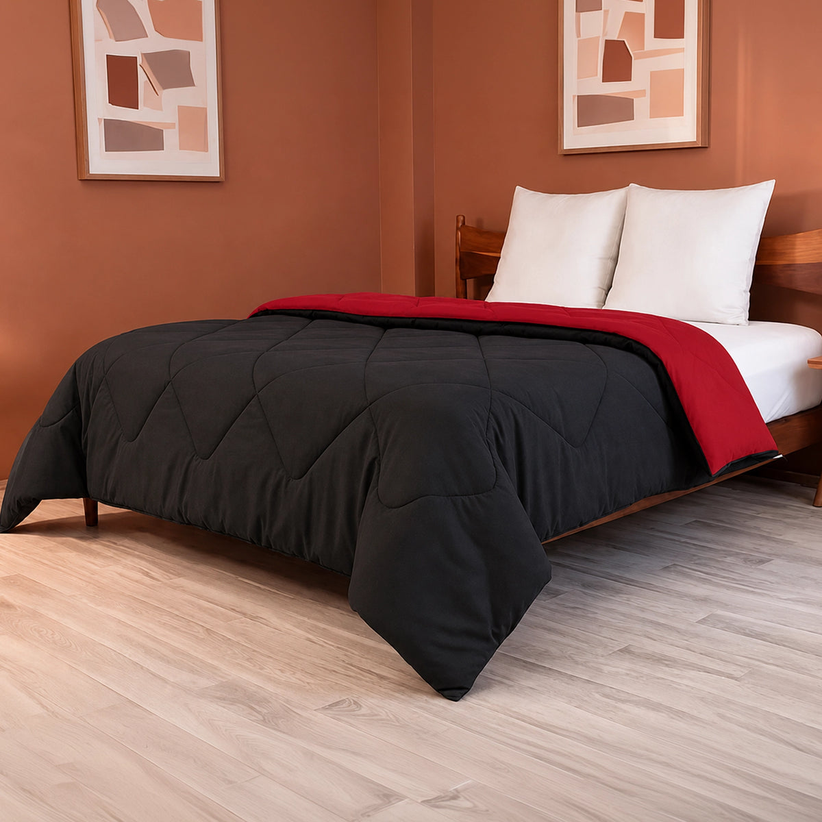 Fort - Reversible Duvet Comforter (Black & Maroon)