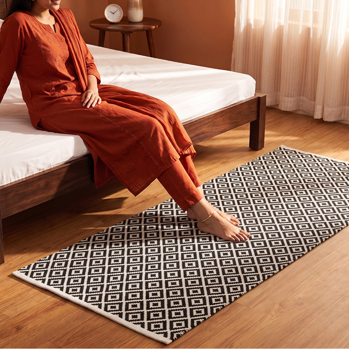 Tessitura Confetti - Diamond Printed Rug (Black & White)
