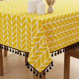 Imprimer Handpicked Aztec - Table Cover (Yellow)