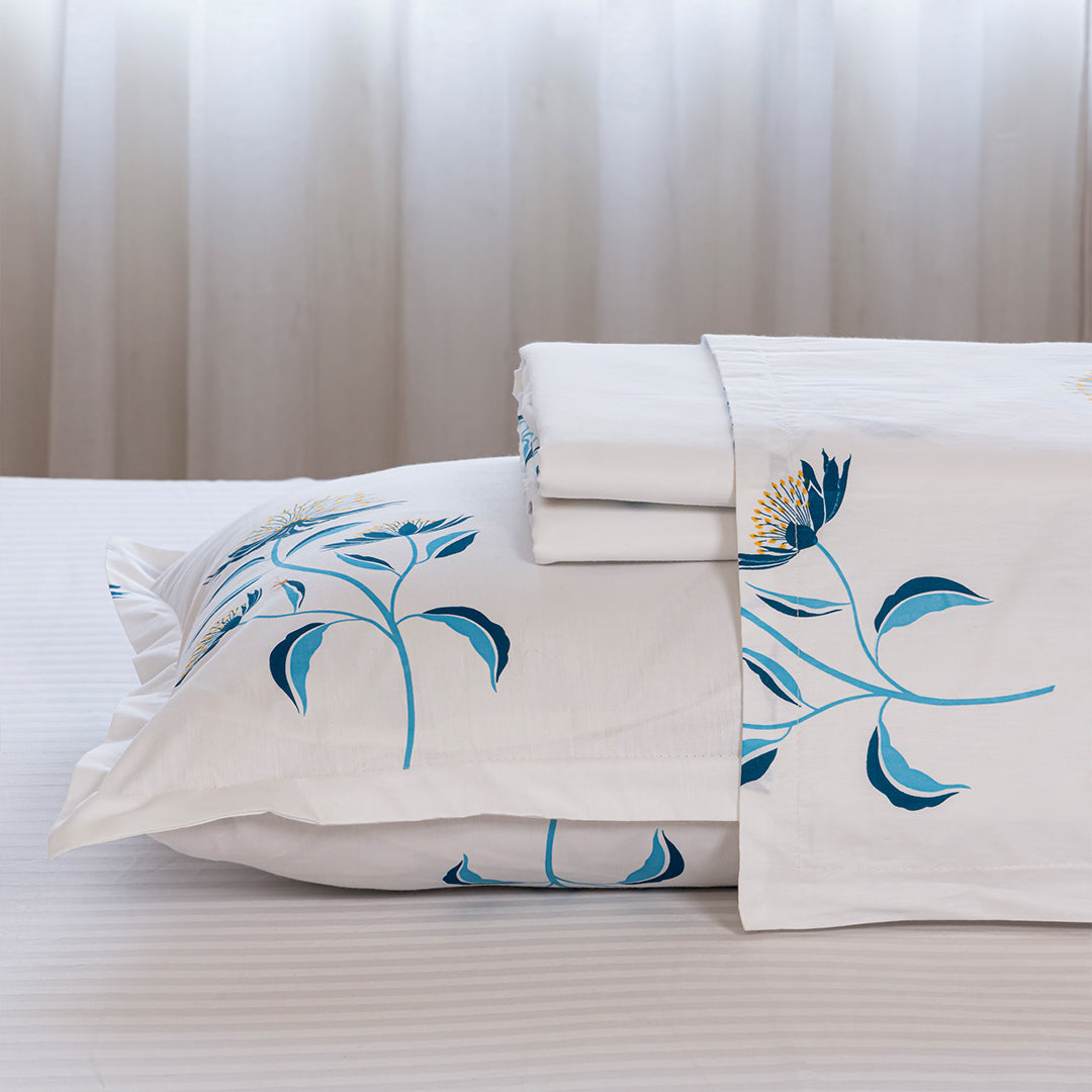 Wild Grace Flower - Floral Bedsheet (Turquoise & Blue)
