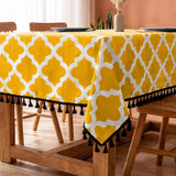 Imprimer Handpicked Quatrefoil - Table Cover (Yellow)