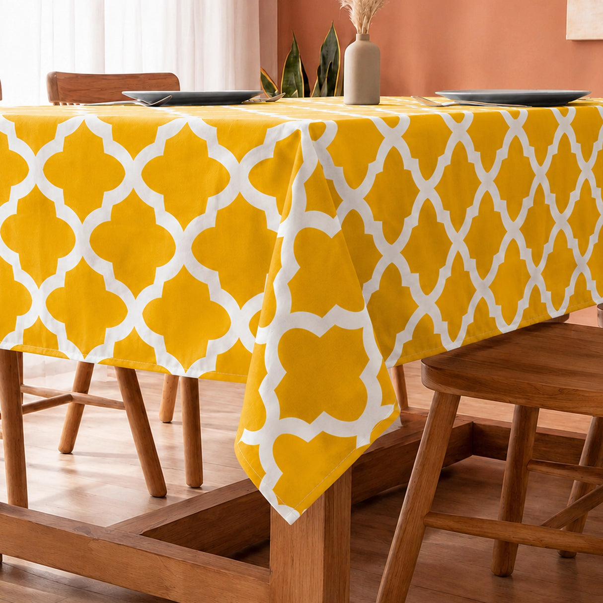 Imprimer Quatrefoil - Printed Dining Table Cover (Yellow)