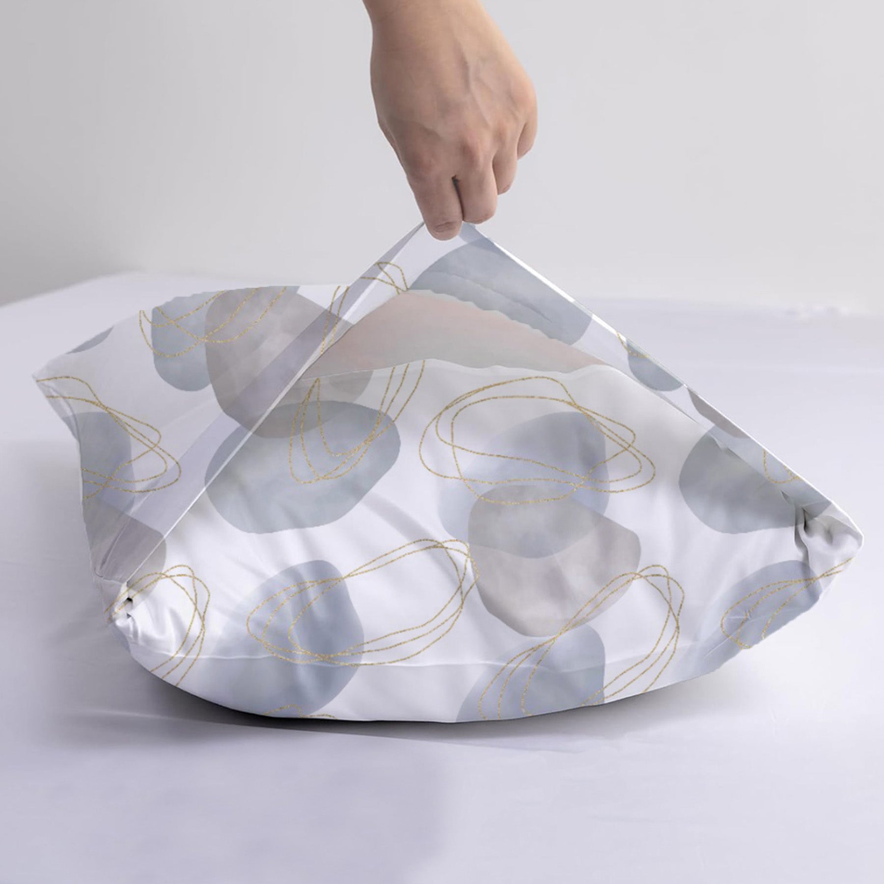 Spheres of Serenity - Printed Duvet Cover (Multicolor)