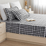 Fitted bedsheet