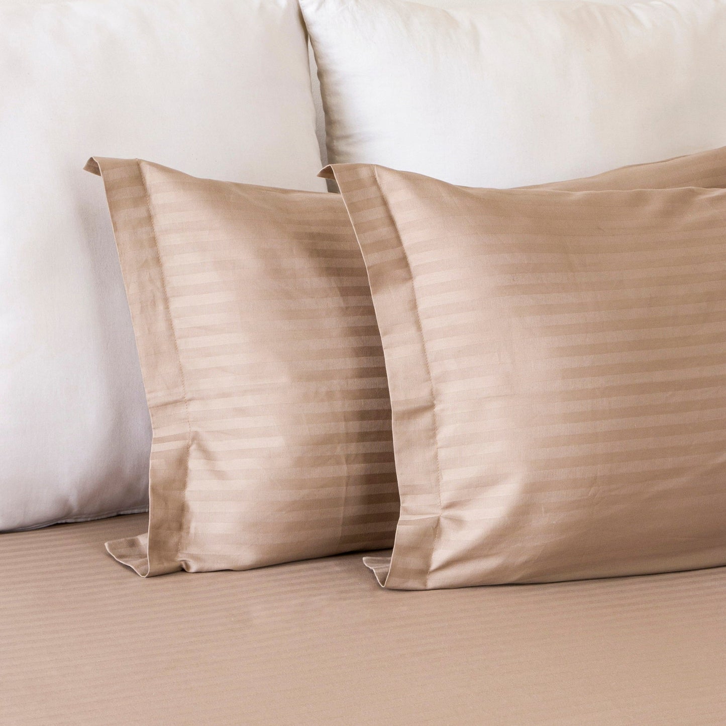 Breton Drowsy - Pillow Cover ( Bedsheet Not Included )