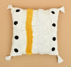 Featherfield Pinch - Tufted Cushion Cover